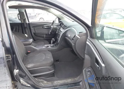 2011 Chevrolet Traverse 1Lt z USA, uszkodzony, nr VIN 1GNKRGED7BJ373060